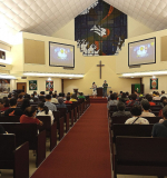 Sanctuary - start of program 来到正堂 - 节目要开始了