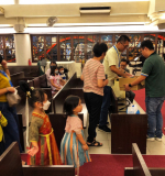 Gifts for children 分礼物给孩子们